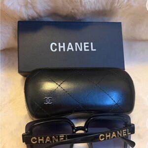 CHANEL Black Sunglasses with Gold Logo Detailing
